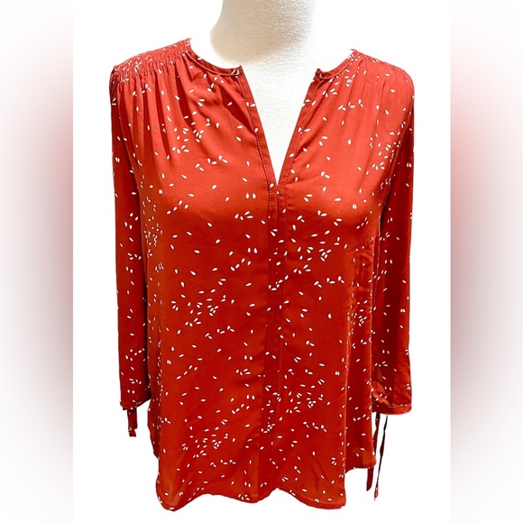 Monday Fun Rust Top with Smocked Shoulders & Lorane Tie 3/4 Length Sleeve - Picture 3 of 9